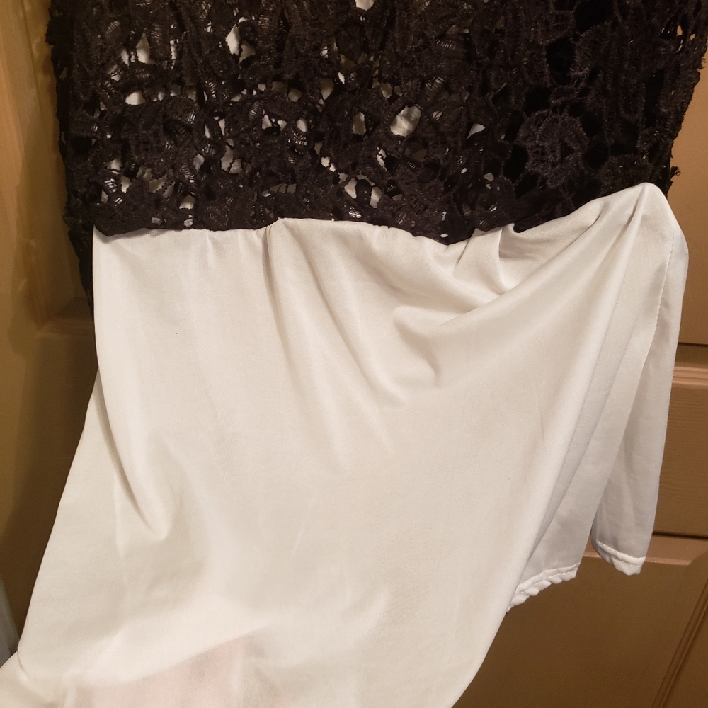 Dress - Picture 5 of 5